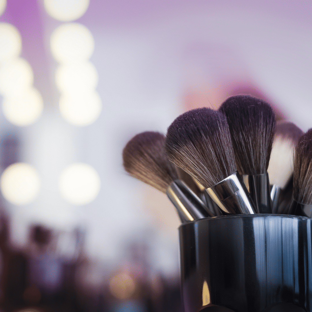How regularly should you wash your makeup brushes (2)